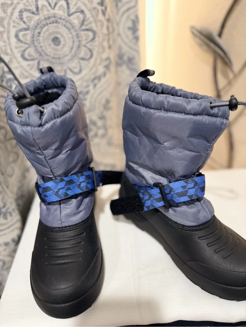 Northside Kids Frosty Insulated Winter Snow Boots..